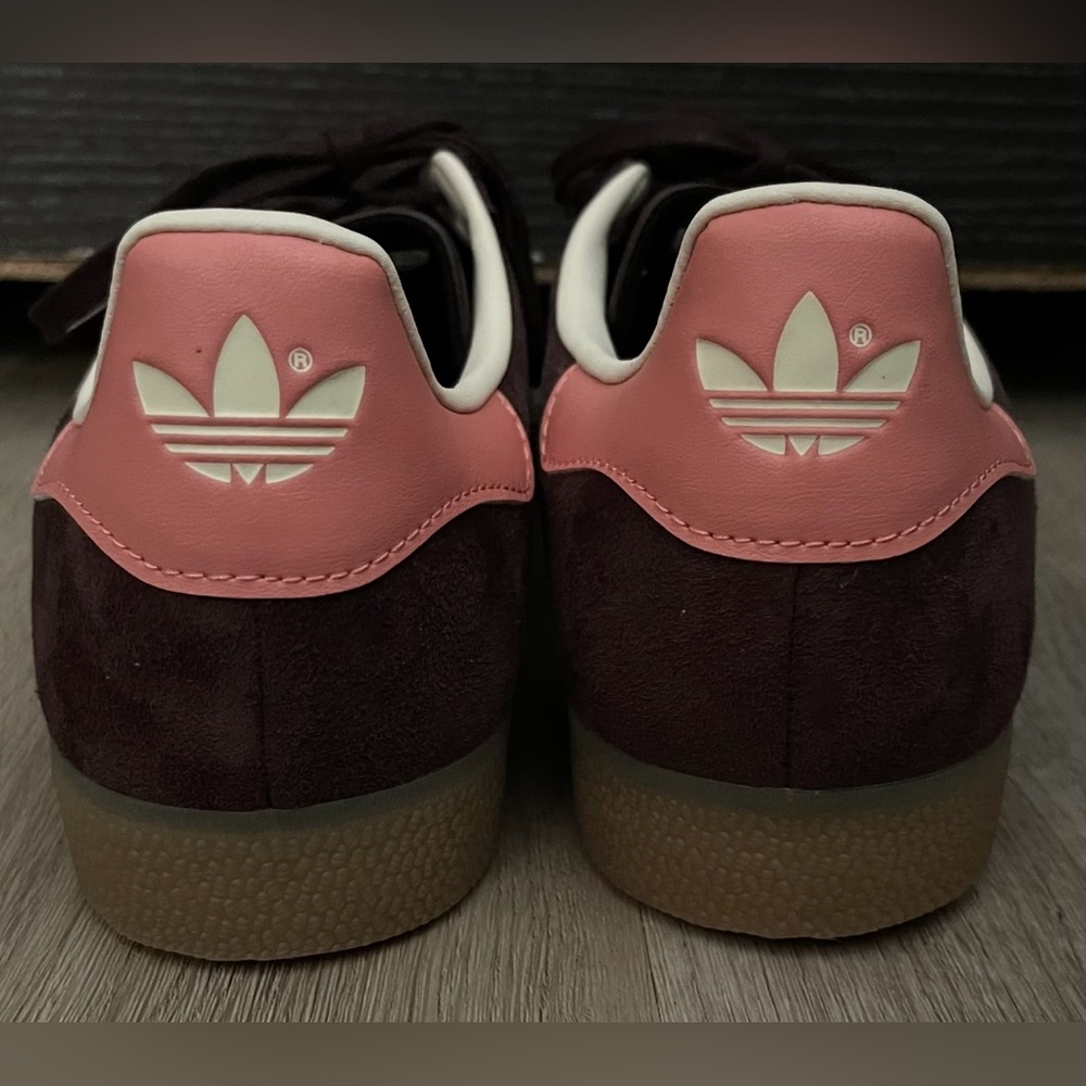 Adidas Gazelle in Shadow Brown - Women’s 10.5 / Men’s 9.5 - Picture 5 of 7